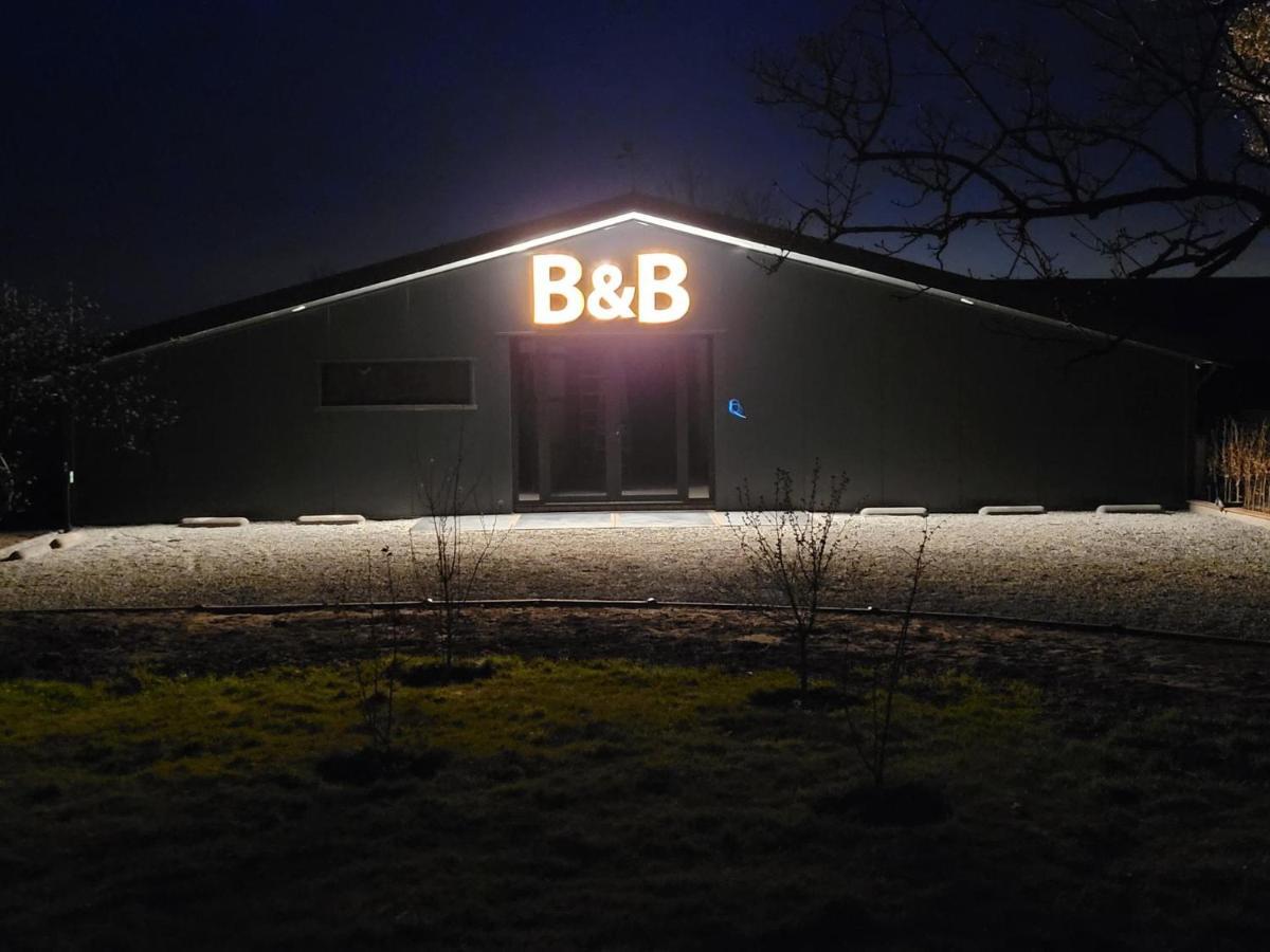 Hippe Schuur Bed and Breakfast Tytsjerk Eksteriør billede