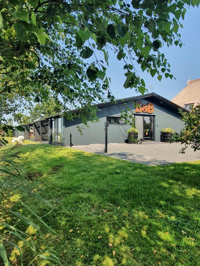 Hippe Schuur Bed and Breakfast Tytsjerk Eksteriør billede