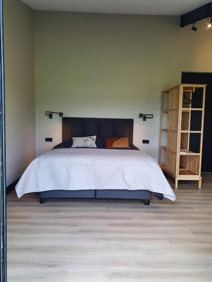 Hippe Schuur Bed and Breakfast Tytsjerk Eksteriør billede